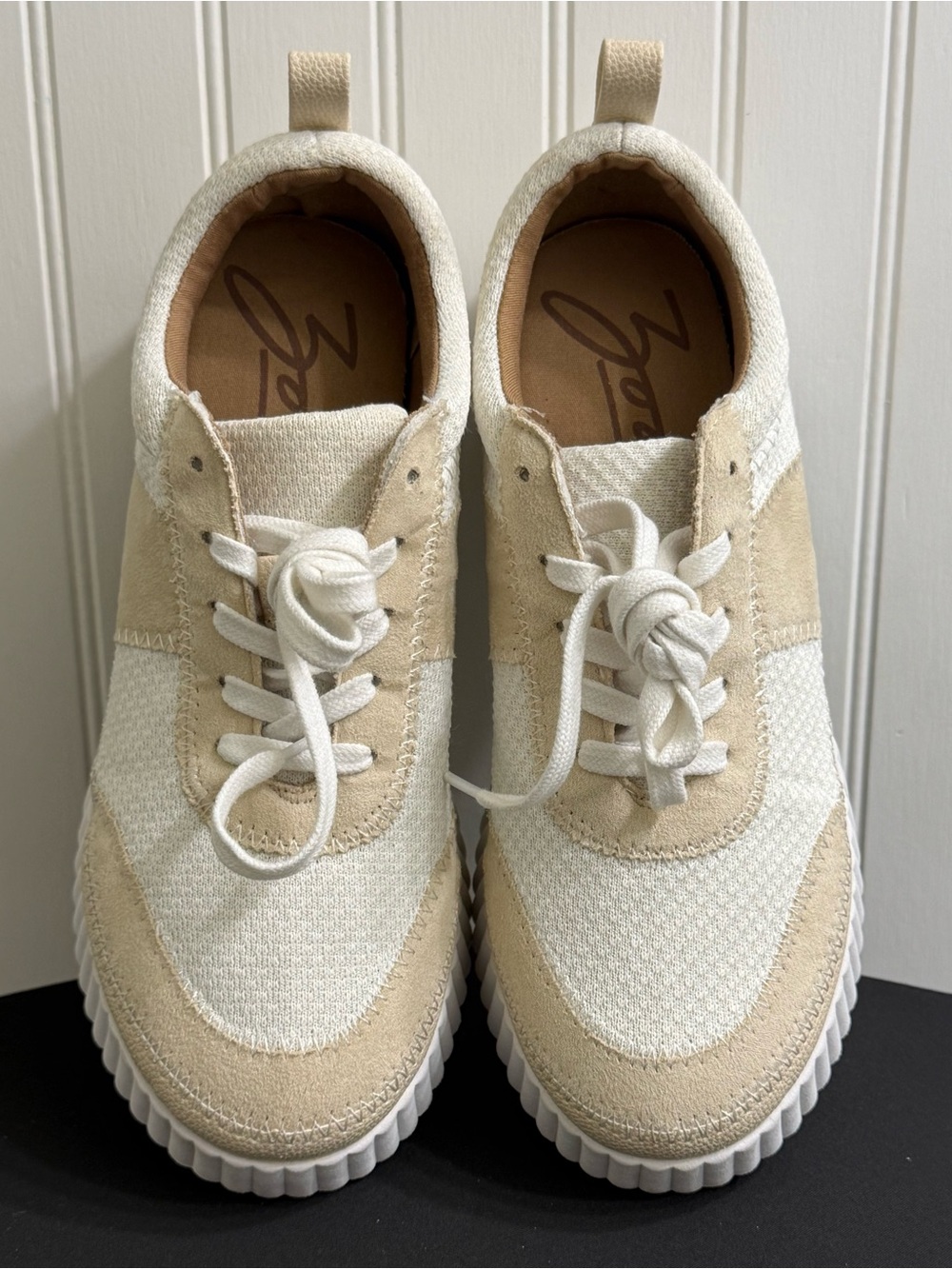 Zodiac Women's Cooper Lace-Up Platform Sneakers Sz 9